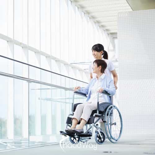 Regeneración neuronal en la eterna primavera: por qué los pacientes con esclerosis múltiple eligen Medellín para una recuperación celular sin estrés.